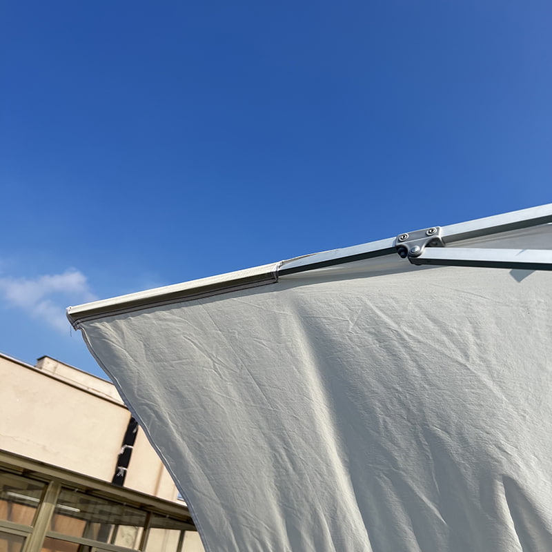 Umbrelă de plajă decorativă cu 2 nervuri de 2,8*2,4 m