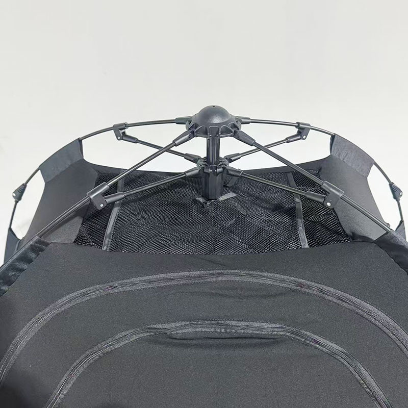 Cort Leica prietenos cu autismul