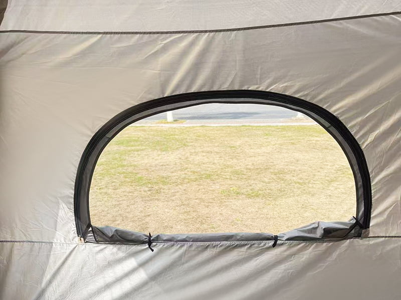 Cort de camping cu mașină montat în spate Cort de camping cu mașină montat în spate