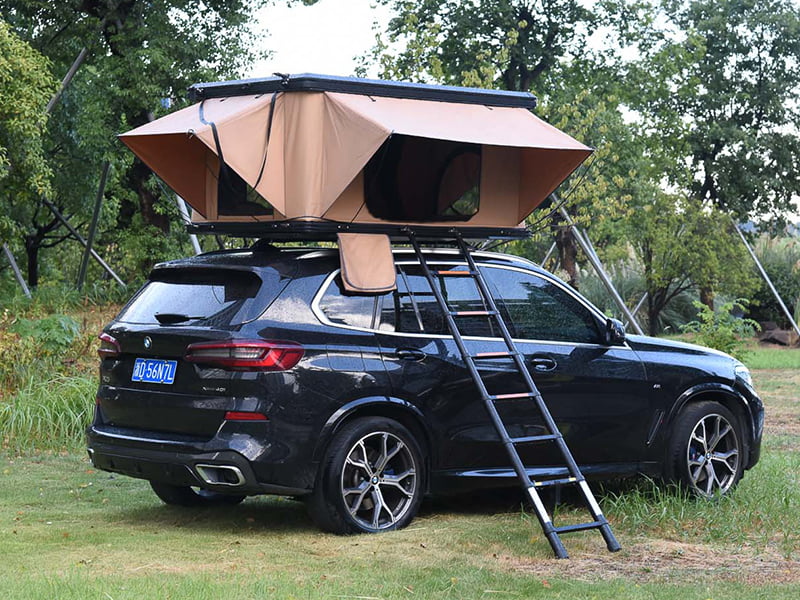 Cort de camping pe acoperiș cu scară Cort de camping pe acoperiș cu scară