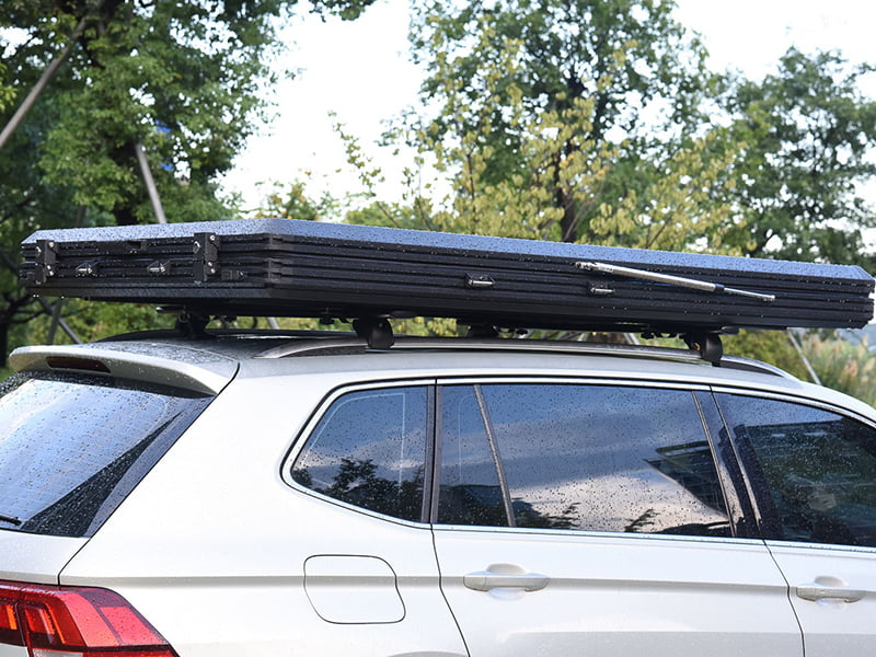 Cort de camping pe acoperiș cu scară Cort de camping pe acoperiș cu scară