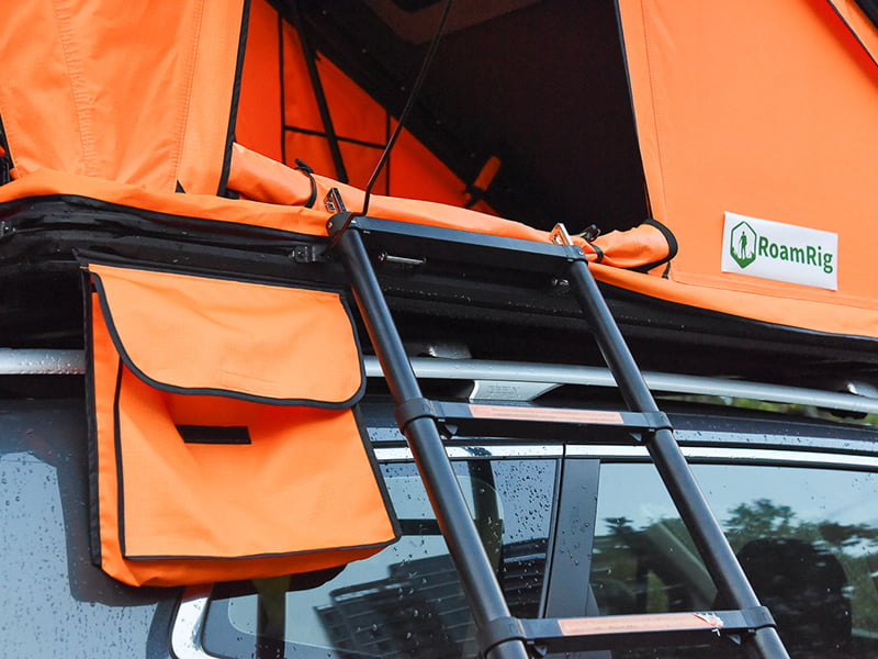 Cort de camping pe acoperiș cu scară Cort de camping pe acoperiș cu scară