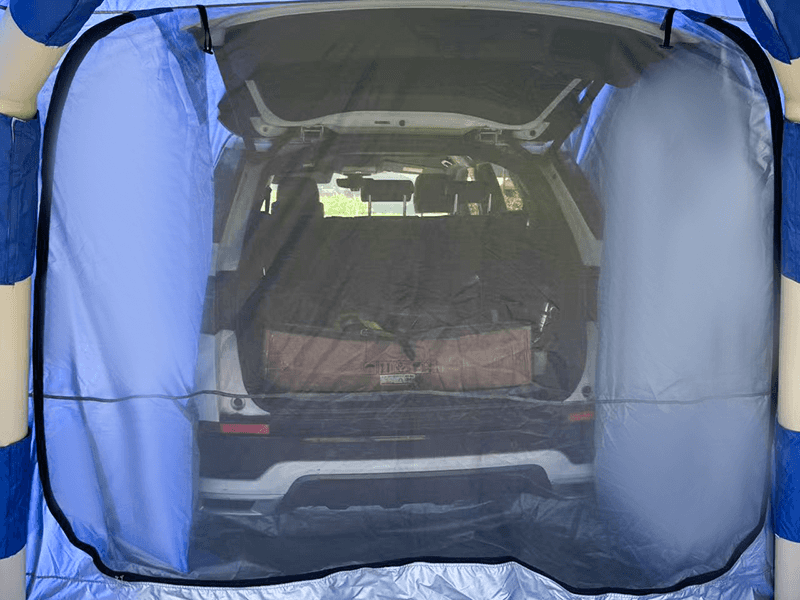 Cort de camping cu mașină montat în spate Cort de camping cu mașină montat în spate